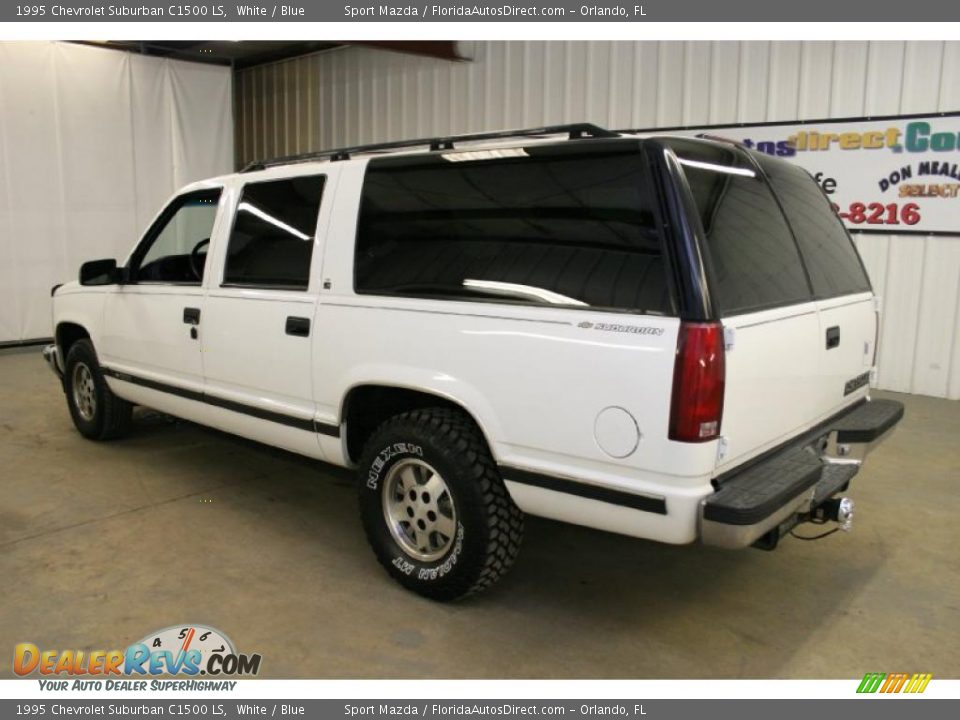 1995 Chevrolet Suburban C1500 LS White / Blue Photo #7