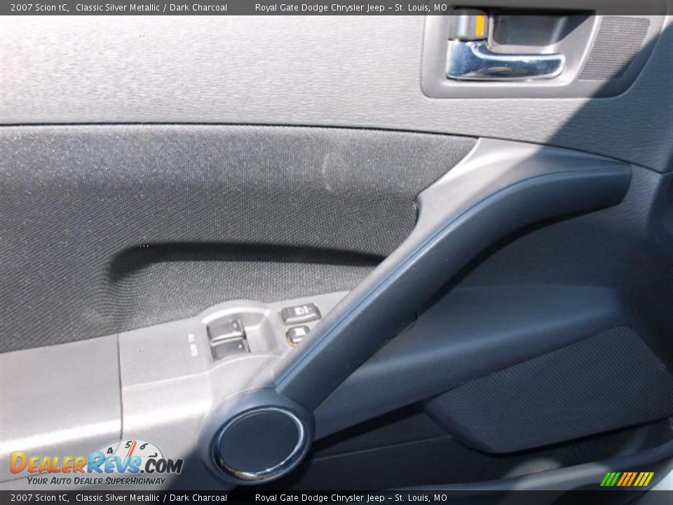 2007 Scion tC Classic Silver Metallic / Dark Charcoal Photo #15