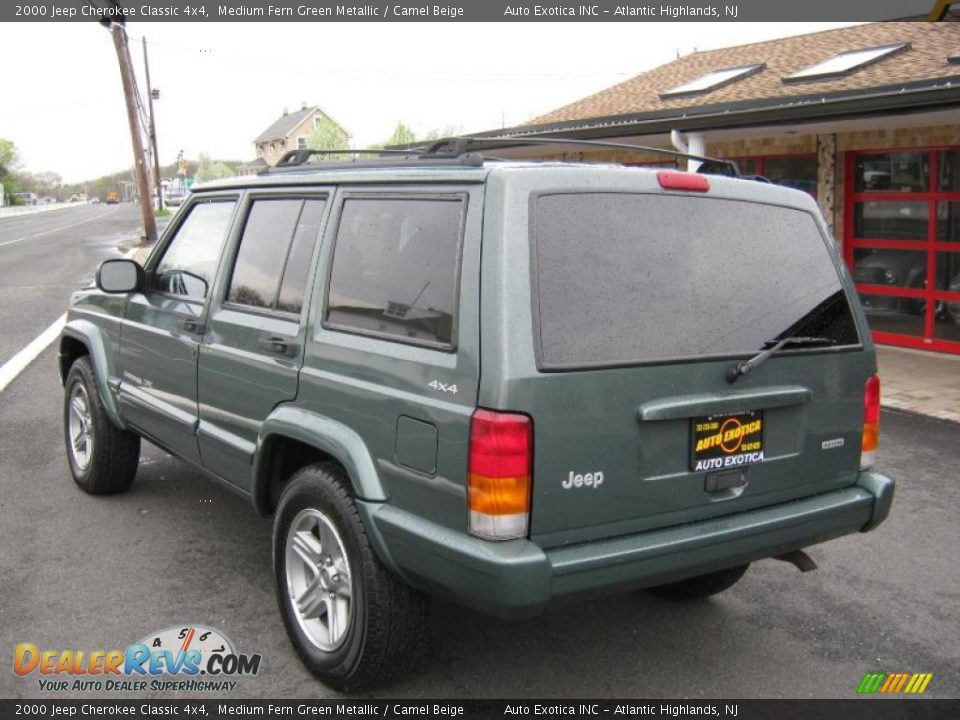 2000 Jeep Cherokee Classic 4x4 Medium Fern Green Metallic / Camel Beige Photo #2