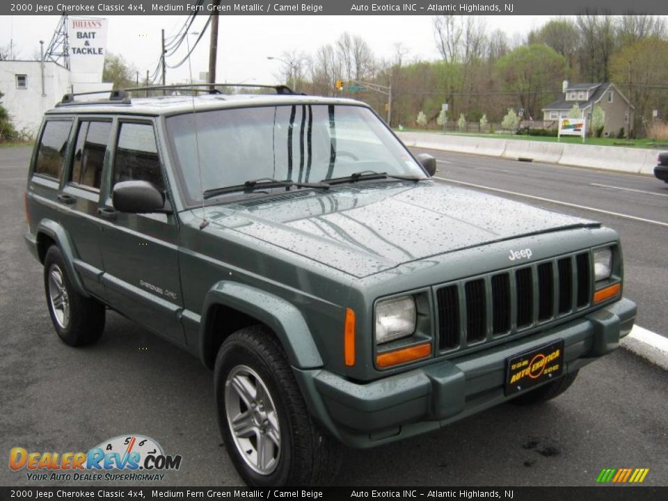 2000 Jeep Cherokee Classic 4x4 Medium Fern Green Metallic / Camel Beige Photo #4