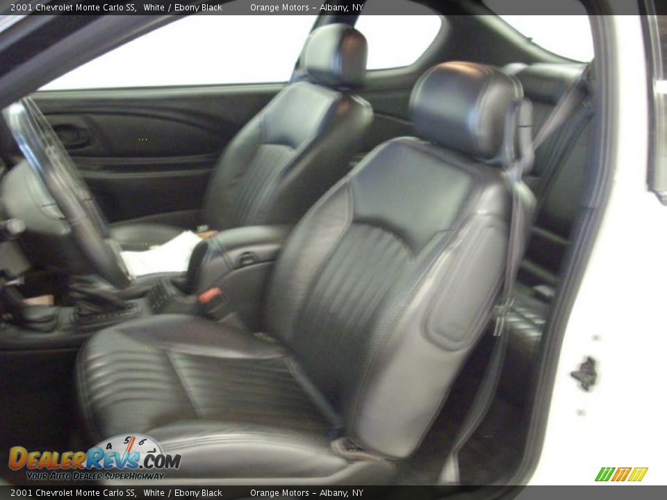 2001 Chevrolet Monte Carlo SS White / Ebony Black Photo #6