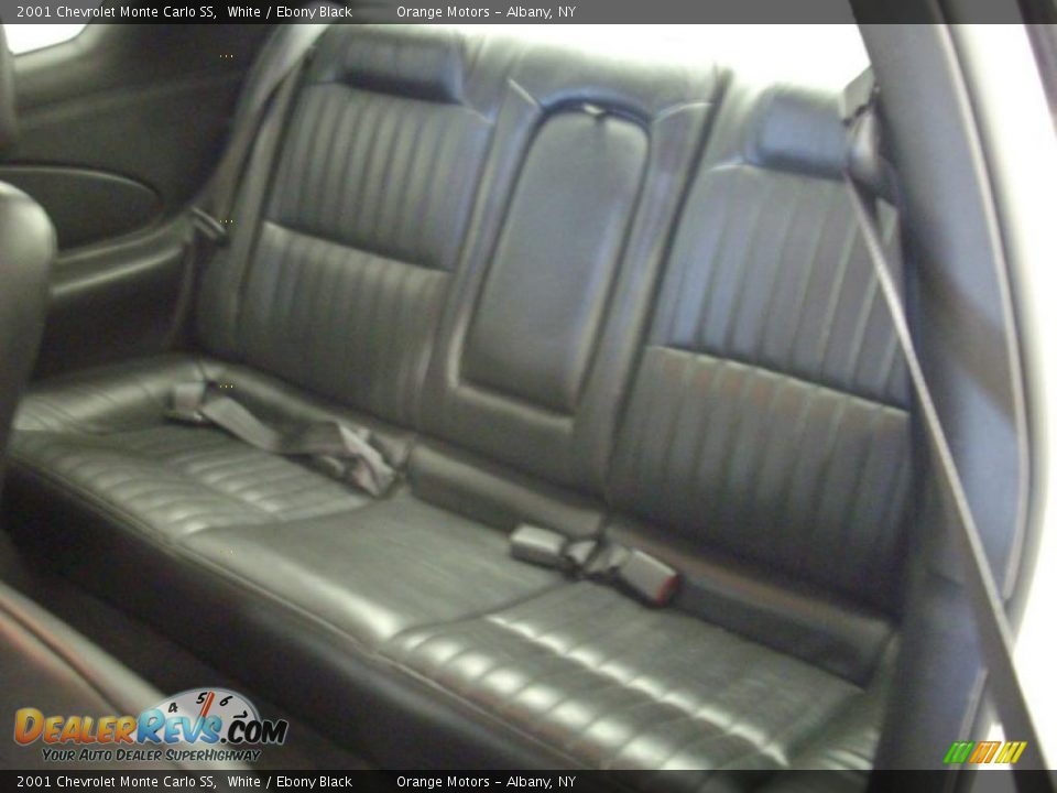 2001 Chevrolet Monte Carlo SS White / Ebony Black Photo #7
