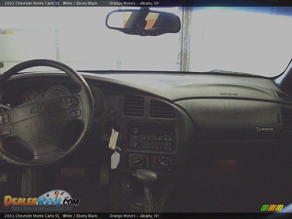 2001 Chevrolet Monte Carlo SS White / Ebony Black Photo #8