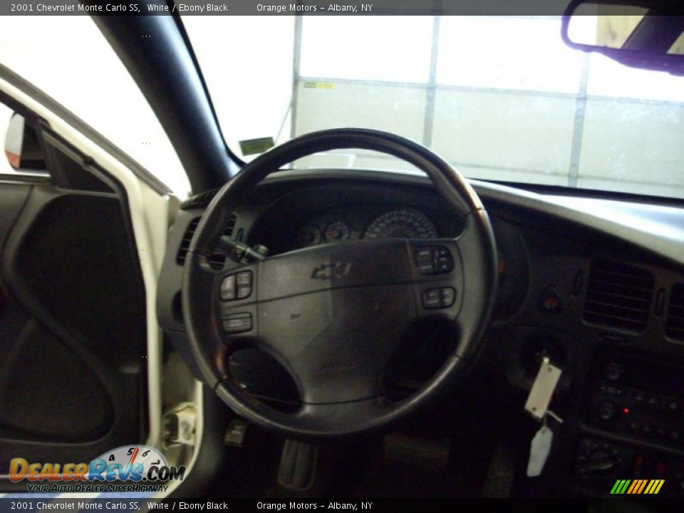 2001 Chevrolet Monte Carlo SS White / Ebony Black Photo #11