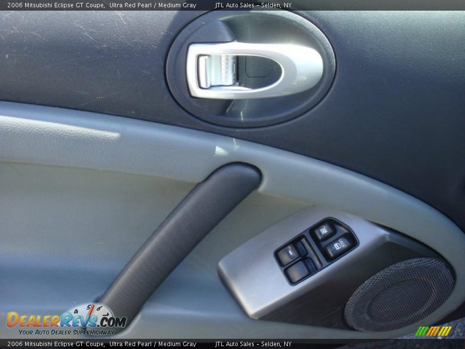 2006 Mitsubishi Eclipse GT Coupe Ultra Red Pearl / Medium Gray Photo #10