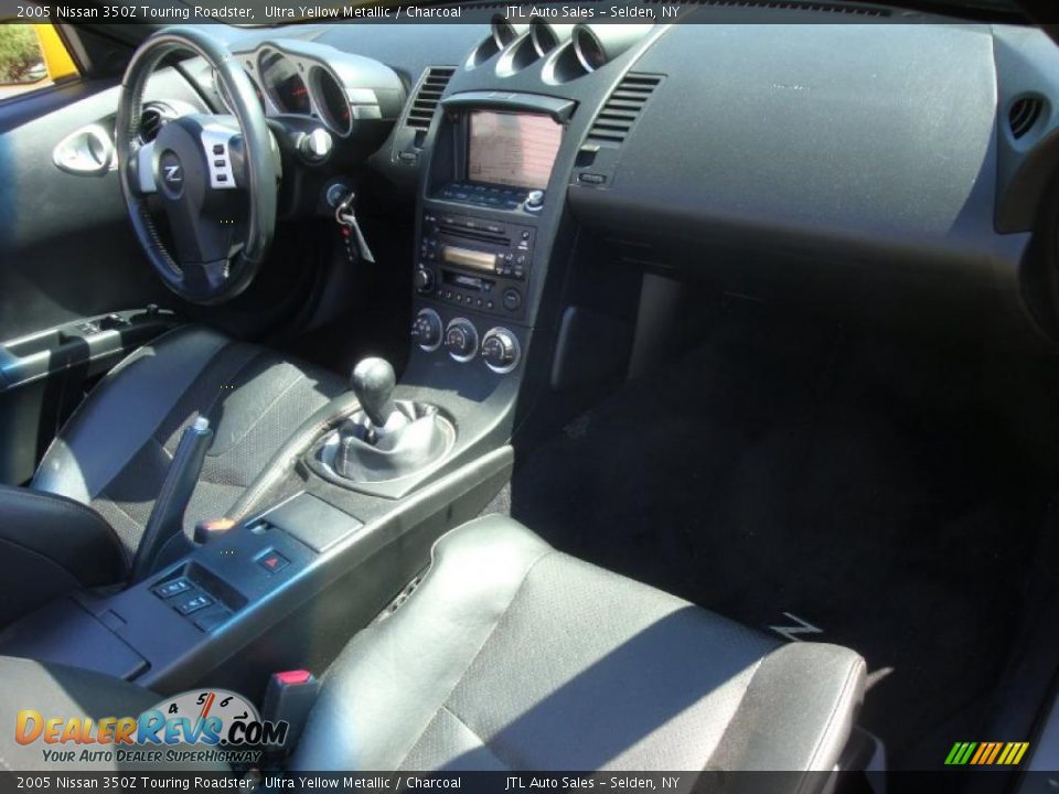 2005 Nissan 350Z Touring Roadster Ultra Yellow Metallic / Charcoal Photo #14