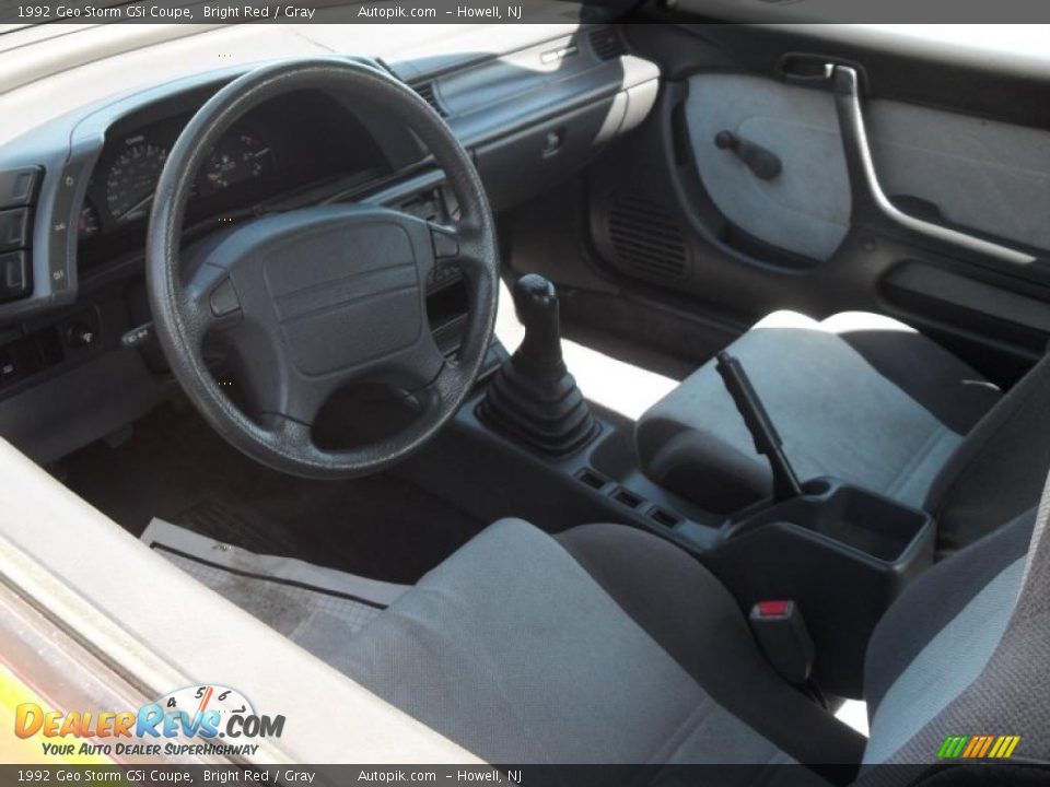 Gray Interior - 1992 Geo Storm GSi Coupe Photo #9