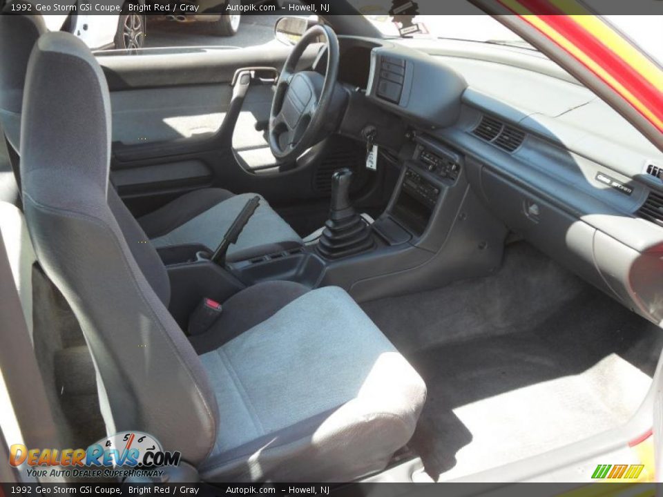 Gray Interior - 1992 Geo Storm GSi Coupe Photo #10