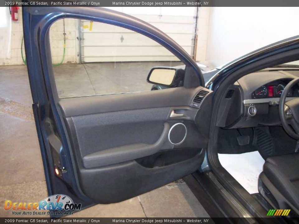 2009 Pontiac G8 Sedan Pacific Slate Metallic / Onyx Photo #6