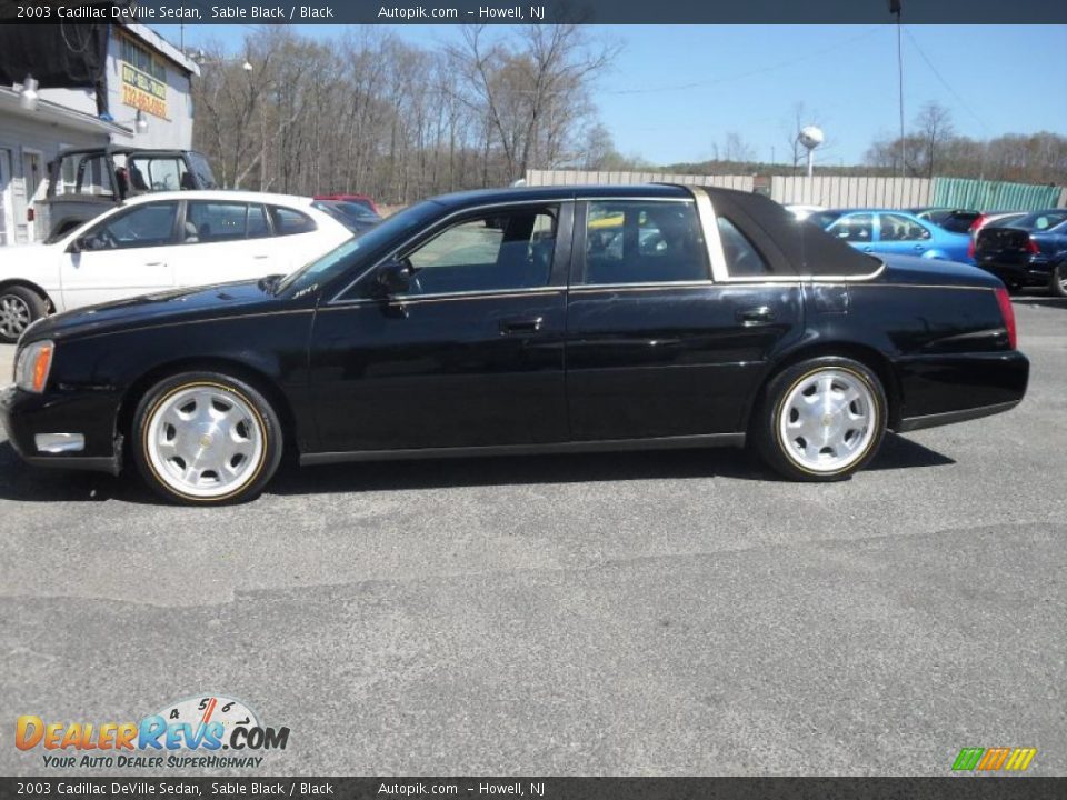 2003 Cadillac DeVille Sedan Sable Black / Black Photo #9