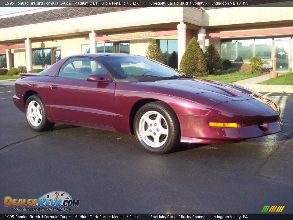 1995 Pontiac Firebird Formula Coupe Medium Dark Purple Metallic / Black Photo #1