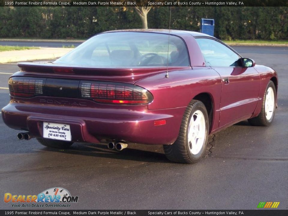 1995 Pontiac Firebird Formula Coupe Medium Dark Purple Metallic / Black Photo #9