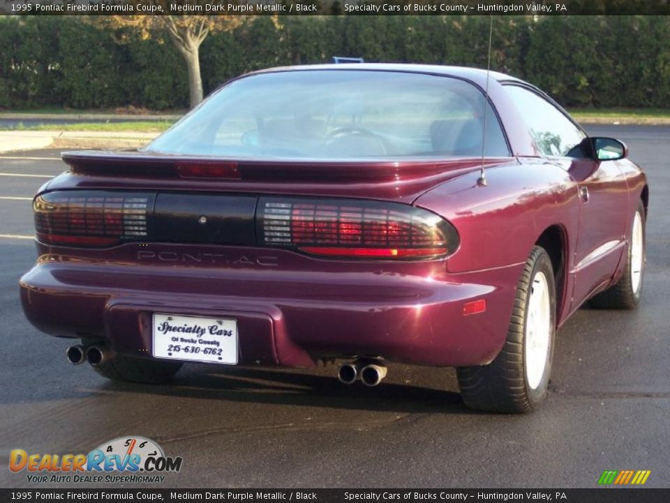 1995 Pontiac Firebird Formula Coupe Medium Dark Purple Metallic / Black Photo #10