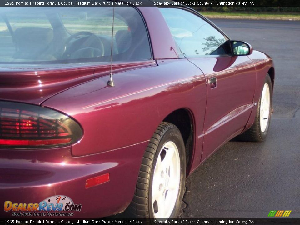 1995 Pontiac Firebird Formula Coupe Medium Dark Purple Metallic / Black Photo #12