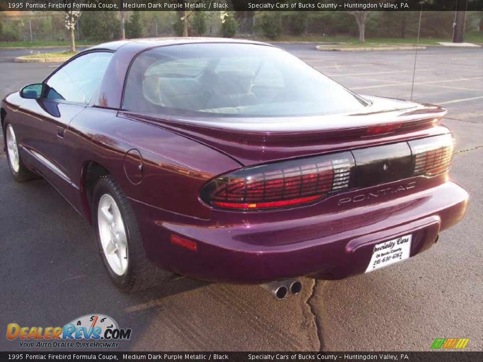 1995 Pontiac Firebird Formula Coupe Medium Dark Purple Metallic / Black Photo #14