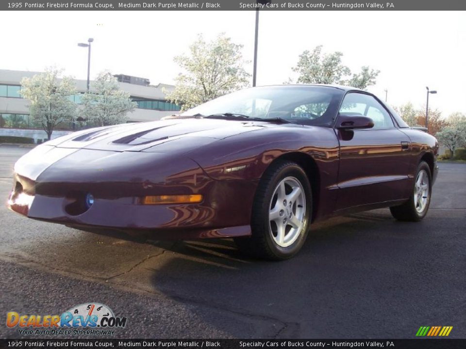 1995 Pontiac Firebird Formula Coupe Medium Dark Purple Metallic / Black Photo #17