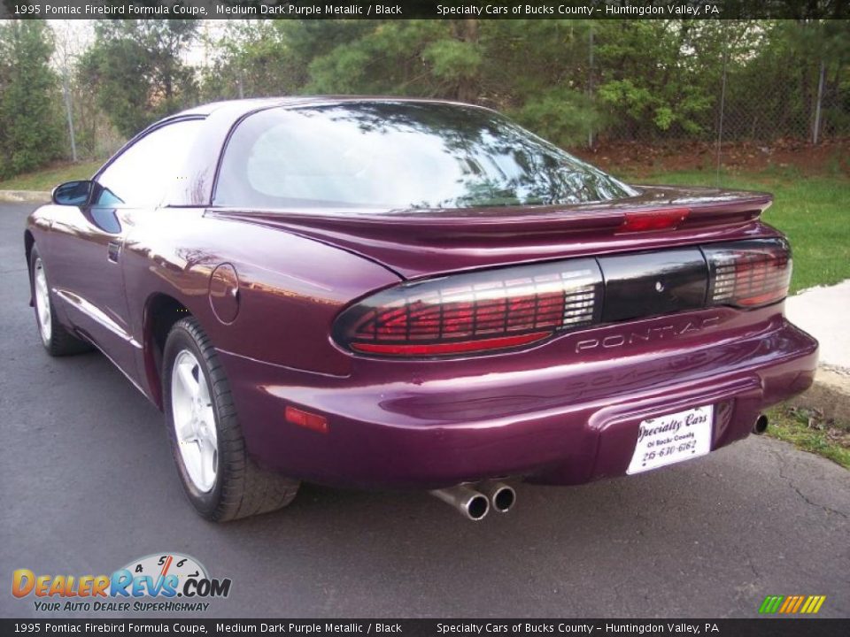 1995 Pontiac Firebird Formula Coupe Medium Dark Purple Metallic / Black Photo #25