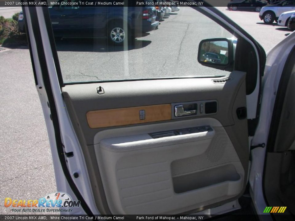 2007 Lincoln MKX AWD White Chocolate Tri Coat / Medium Camel Photo #13