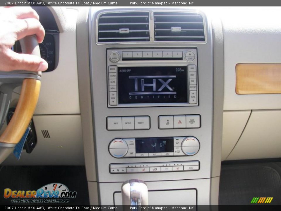 2007 Lincoln MKX AWD White Chocolate Tri Coat / Medium Camel Photo #16
