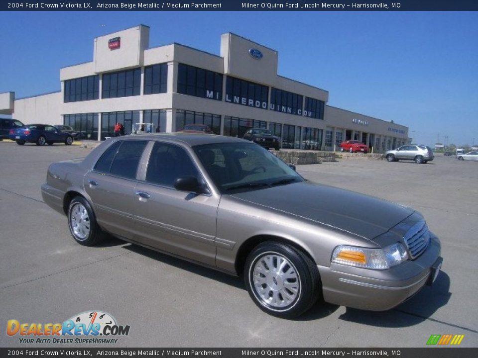2004 Ford Crown Victoria LX Arizona Beige Metallic / Medium Parchment Photo #1