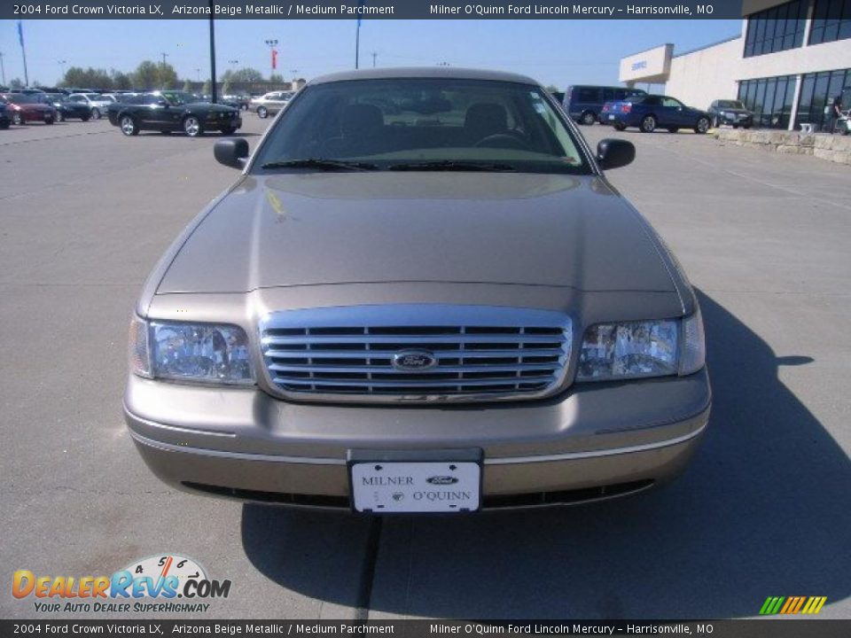2004 Ford Crown Victoria LX Arizona Beige Metallic / Medium Parchment Photo #8