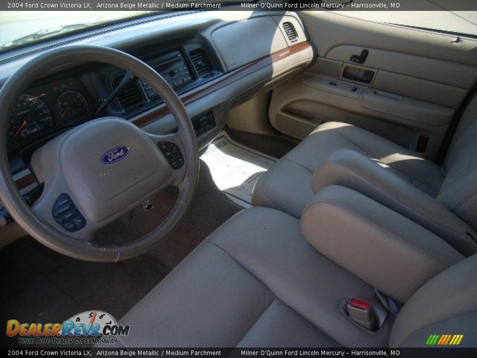 2004 Ford Crown Victoria LX Arizona Beige Metallic / Medium Parchment Photo #21