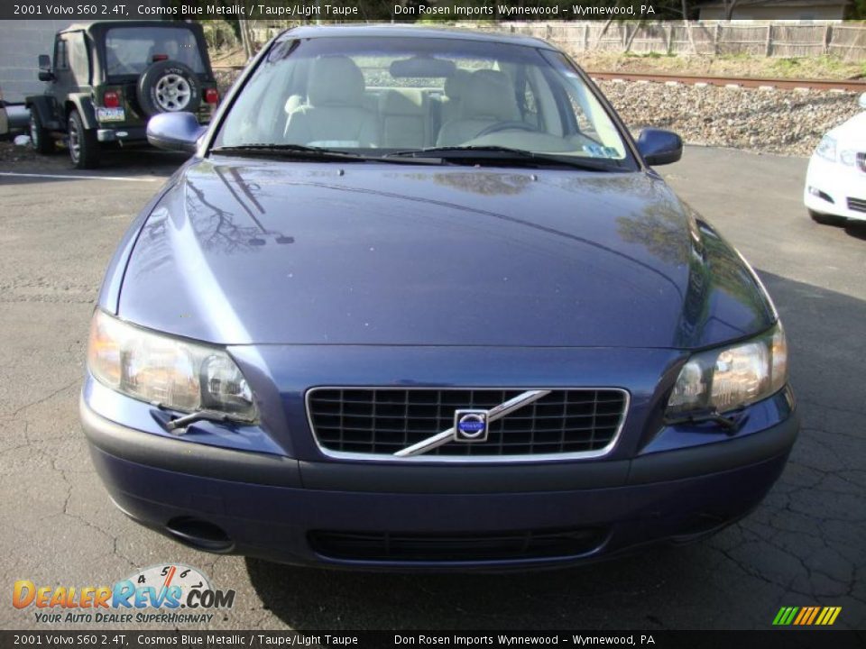 2001 Volvo S60 2.4T Cosmos Blue Metallic / Taupe/Light Taupe Photo #3