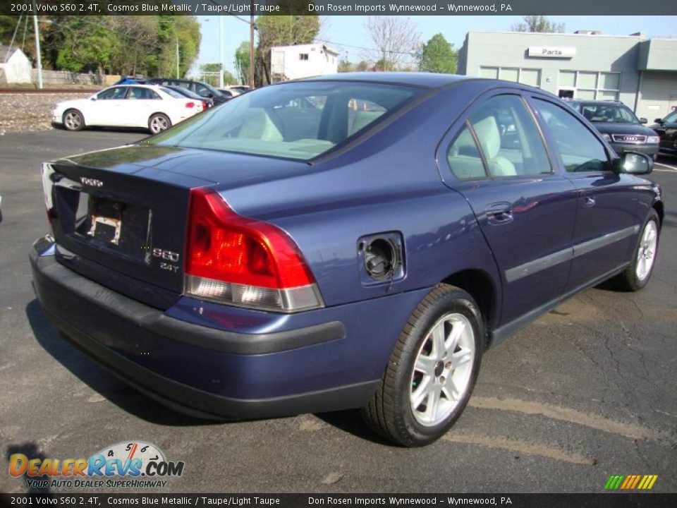 2001 Volvo S60 2.4T Cosmos Blue Metallic / Taupe/Light Taupe Photo #7