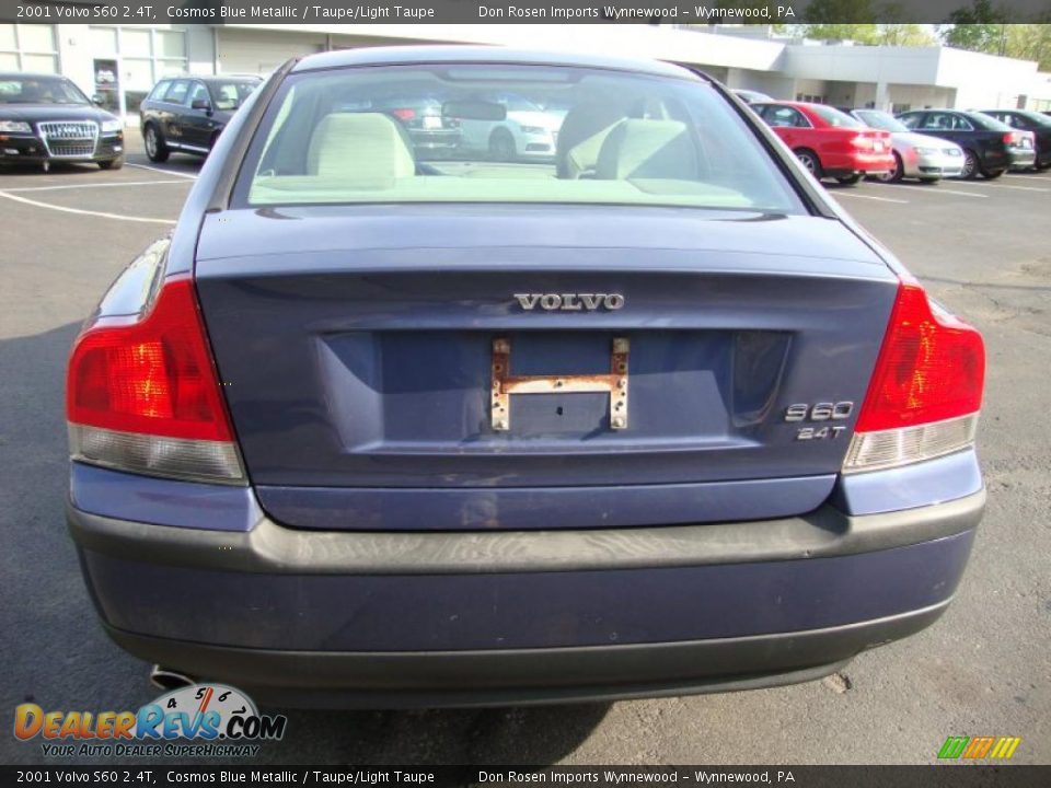 2001 Volvo S60 2.4T Cosmos Blue Metallic / Taupe/Light Taupe Photo #8