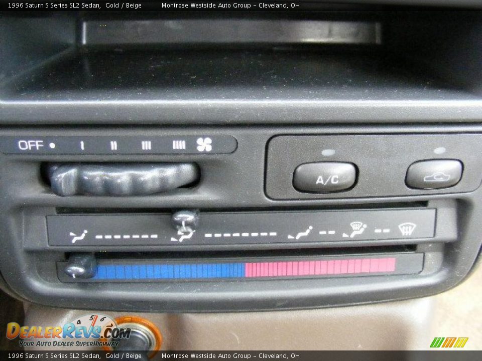 1996 Saturn S Series SL2 Sedan Gold / Beige Photo #21