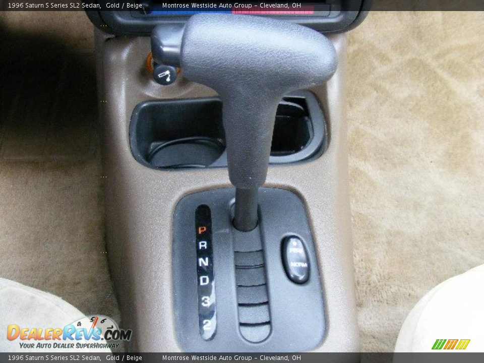 1996 Saturn S Series SL2 Sedan Gold / Beige Photo #22