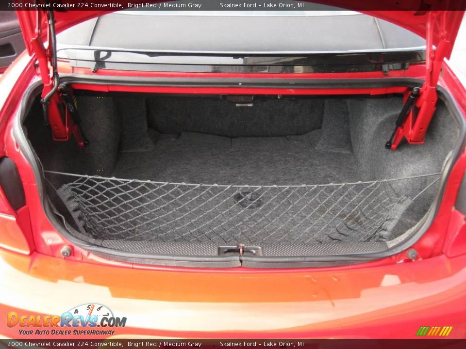 2000 Chevrolet Cavalier Z24 Convertible Bright Red / Medium Gray Photo #7