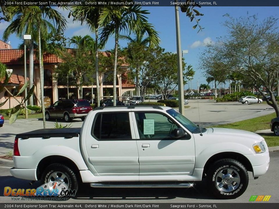 2004 Ford Explorer Sport Trac Adrenalin 4x4 Oxford White / Medium Dark Flint/Dark Flint Photo #2