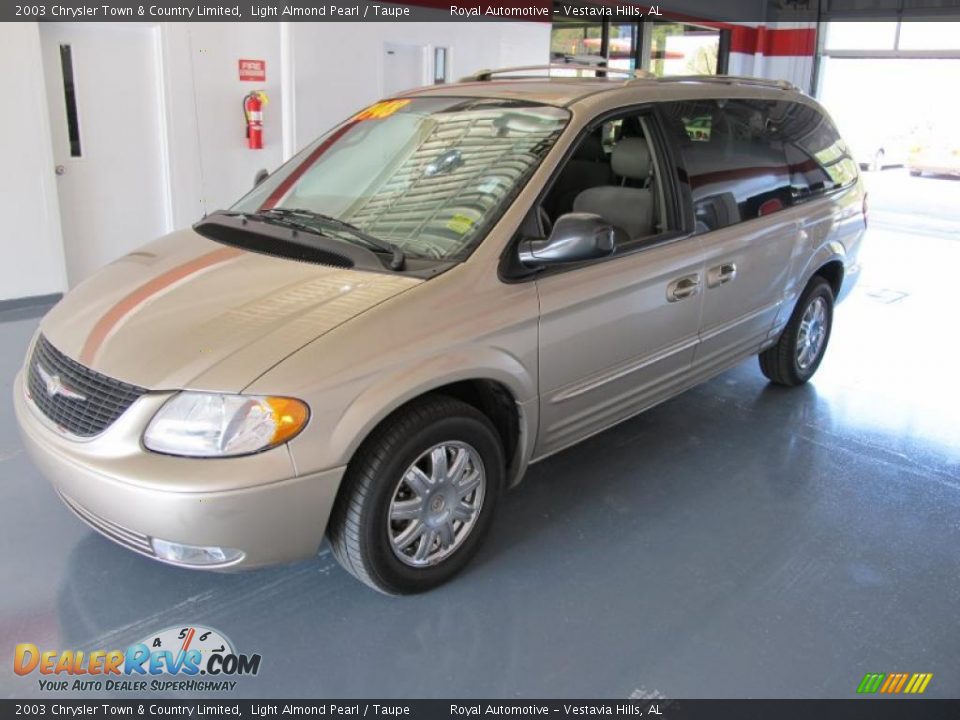 2003 Chrysler Town & Country Limited Light Almond Pearl / Taupe Photo #3
