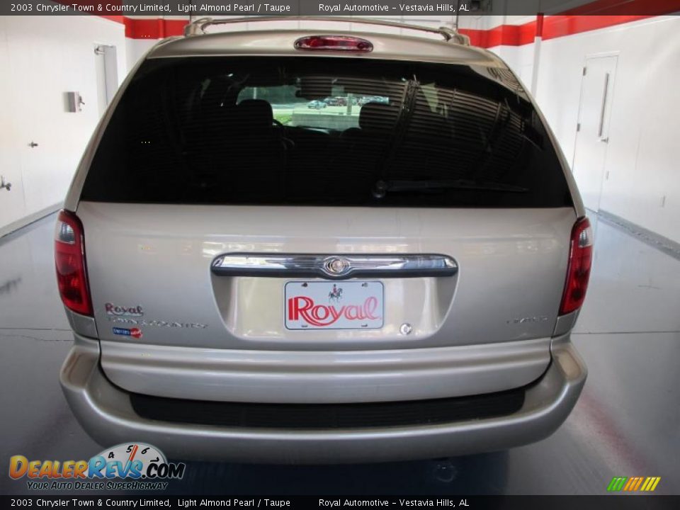 2003 Chrysler Town & Country Limited Light Almond Pearl / Taupe Photo #5