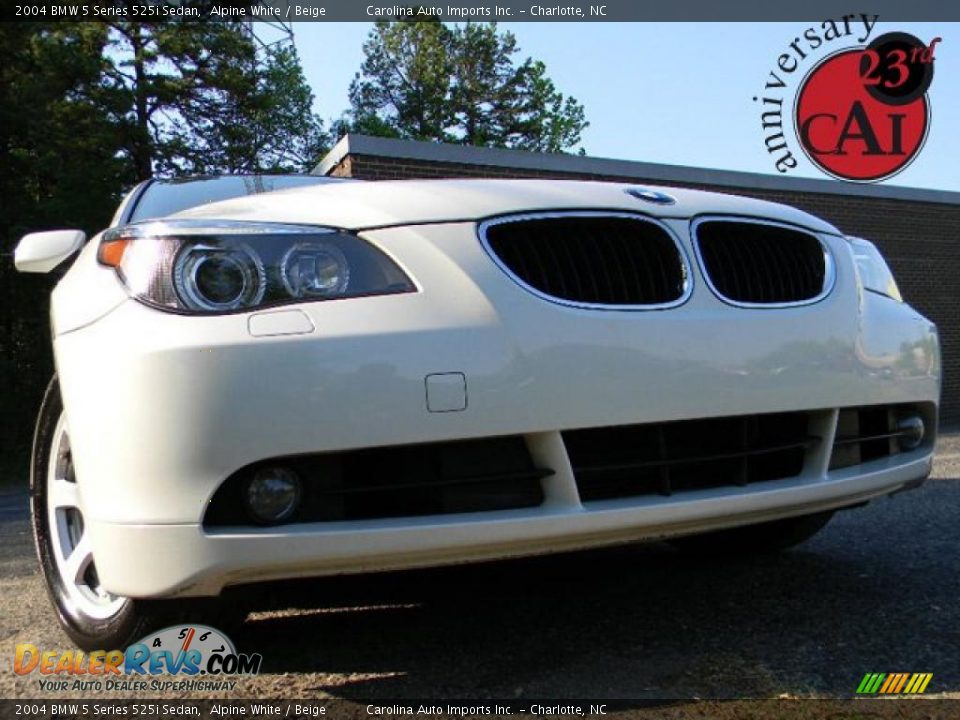 2004 BMW 5 Series 525i Sedan Alpine White / Beige Photo #1