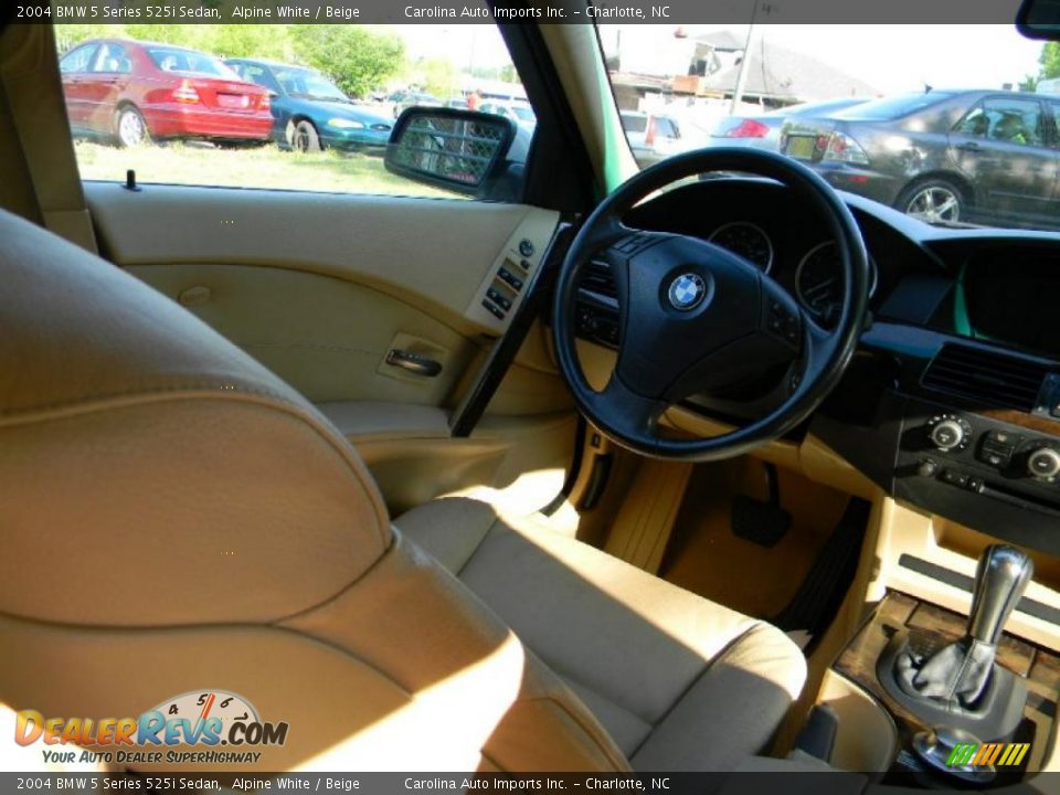 2004 BMW 5 Series 525i Sedan Alpine White / Beige Photo #10