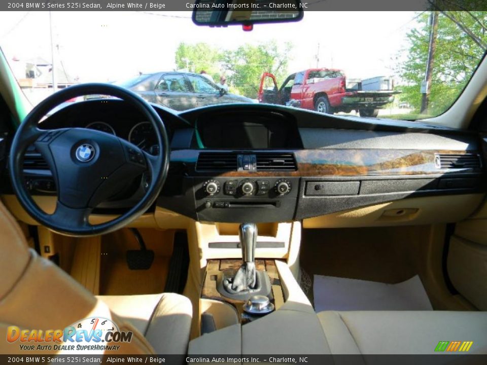 2004 BMW 5 Series 525i Sedan Alpine White / Beige Photo #11
