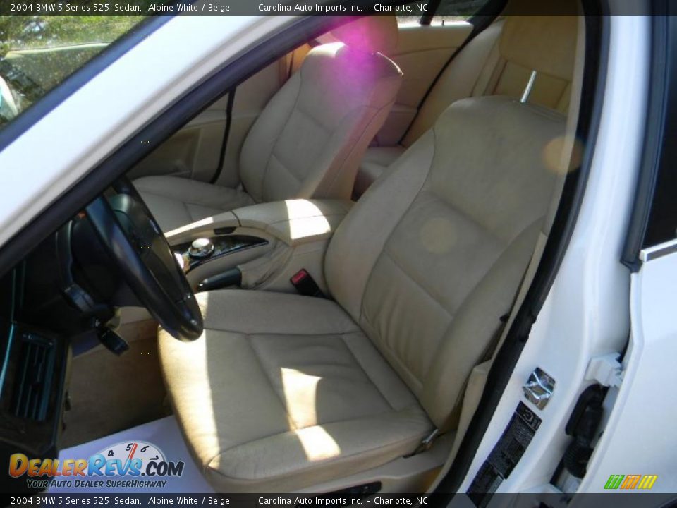 2004 BMW 5 Series 525i Sedan Alpine White / Beige Photo #16