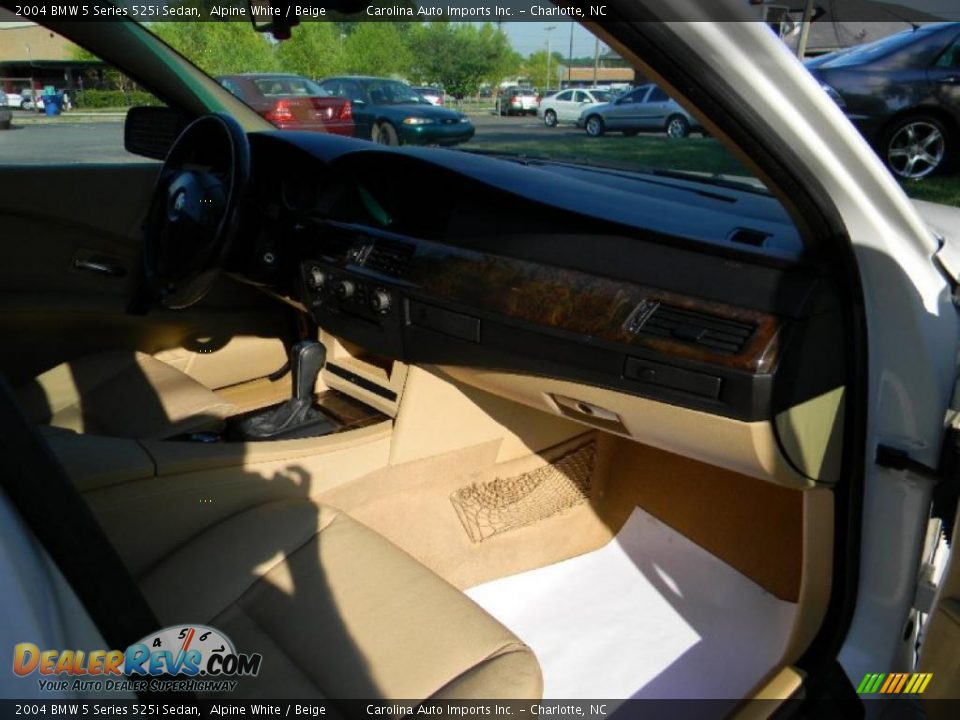 2004 BMW 5 Series 525i Sedan Alpine White / Beige Photo #20