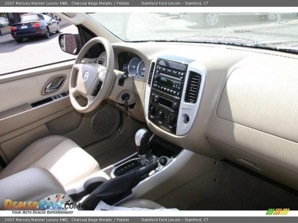 2007 Mercury Mariner Luxury 4WD Charcoal Beige Metallic / Pebble Photo #4