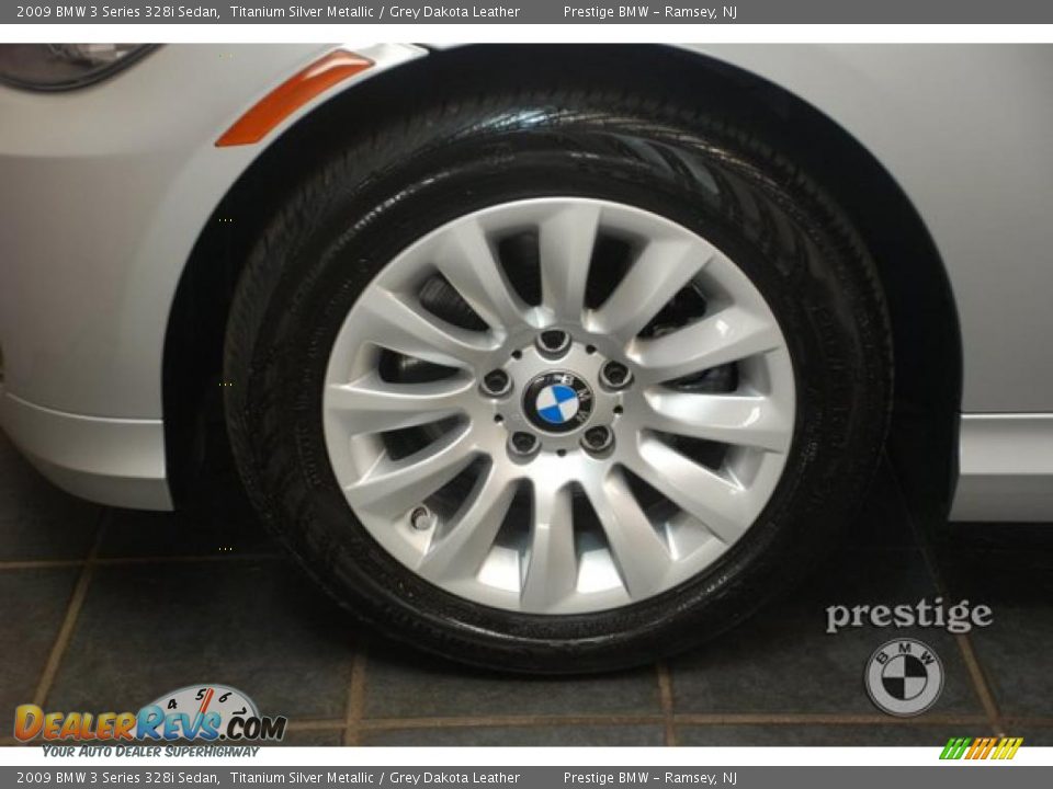 2009 BMW 3 Series 328i Sedan Titanium Silver Metallic / Grey Dakota Leather Photo #7