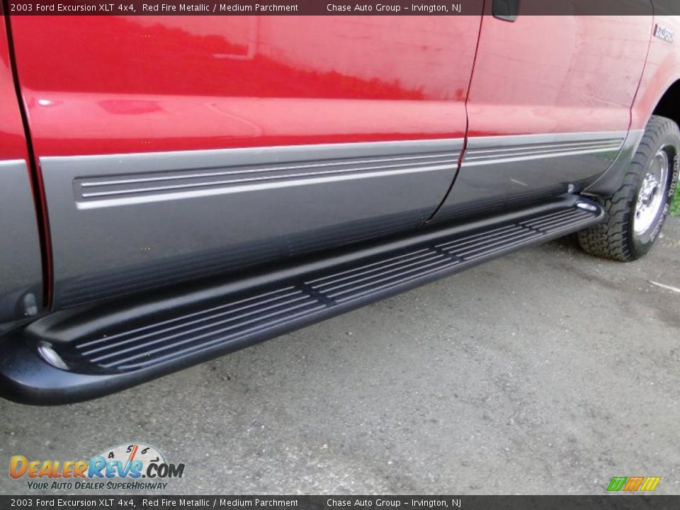 2003 Ford Excursion XLT 4x4 Red Fire Metallic / Medium Parchment Photo #13
