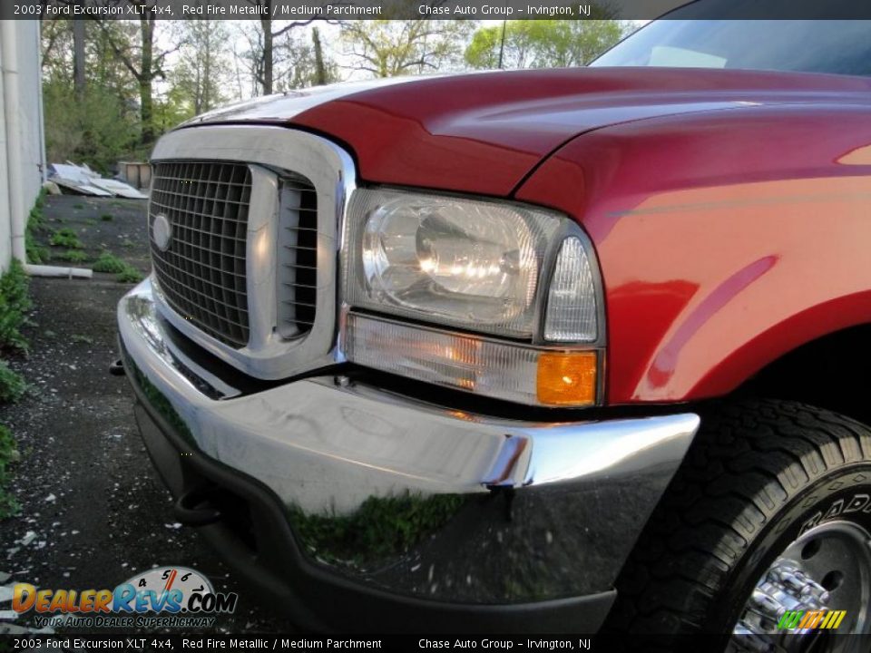 2003 Ford Excursion XLT 4x4 Red Fire Metallic / Medium Parchment Photo #17