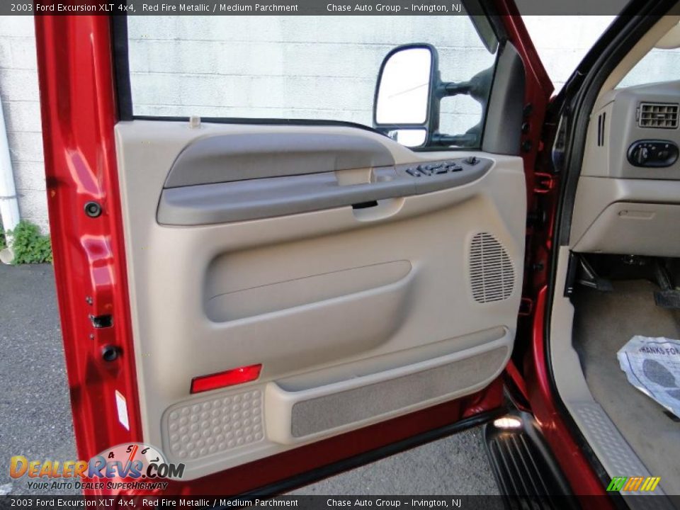 2003 Ford Excursion XLT 4x4 Red Fire Metallic / Medium Parchment Photo #19