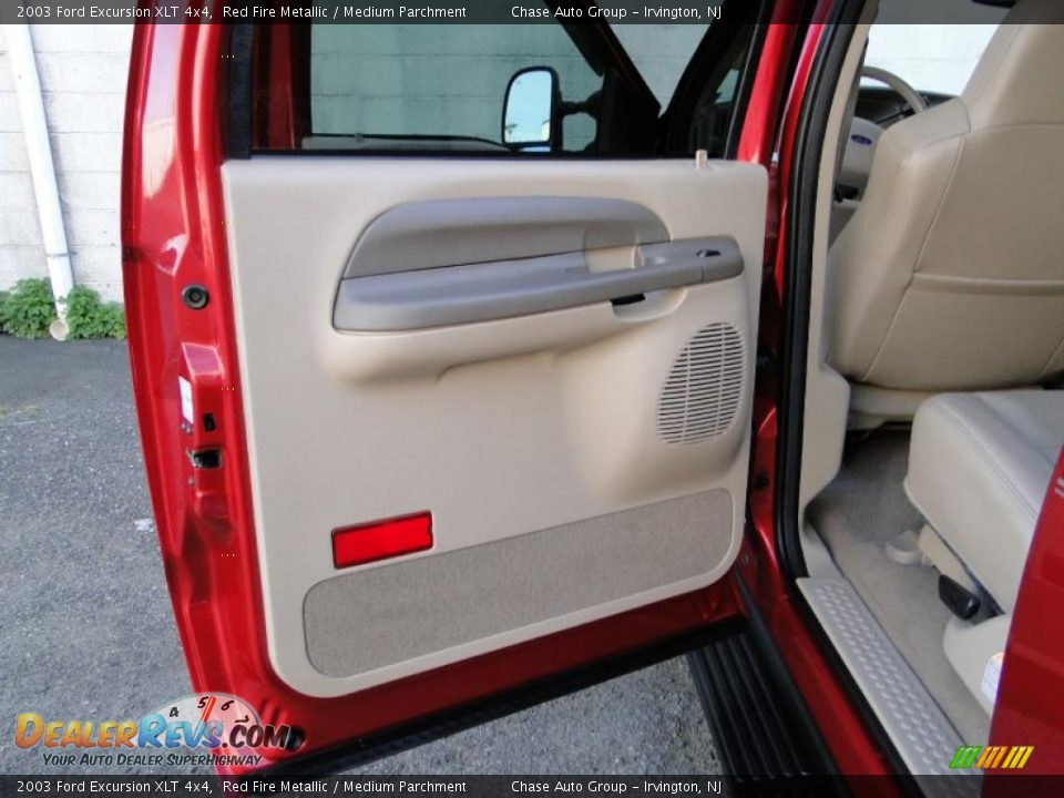 2003 Ford Excursion XLT 4x4 Red Fire Metallic / Medium Parchment Photo #20