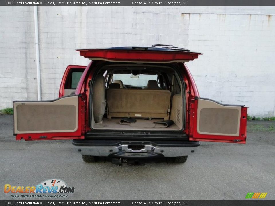 2003 Ford Excursion XLT 4x4 Red Fire Metallic / Medium Parchment Photo #22