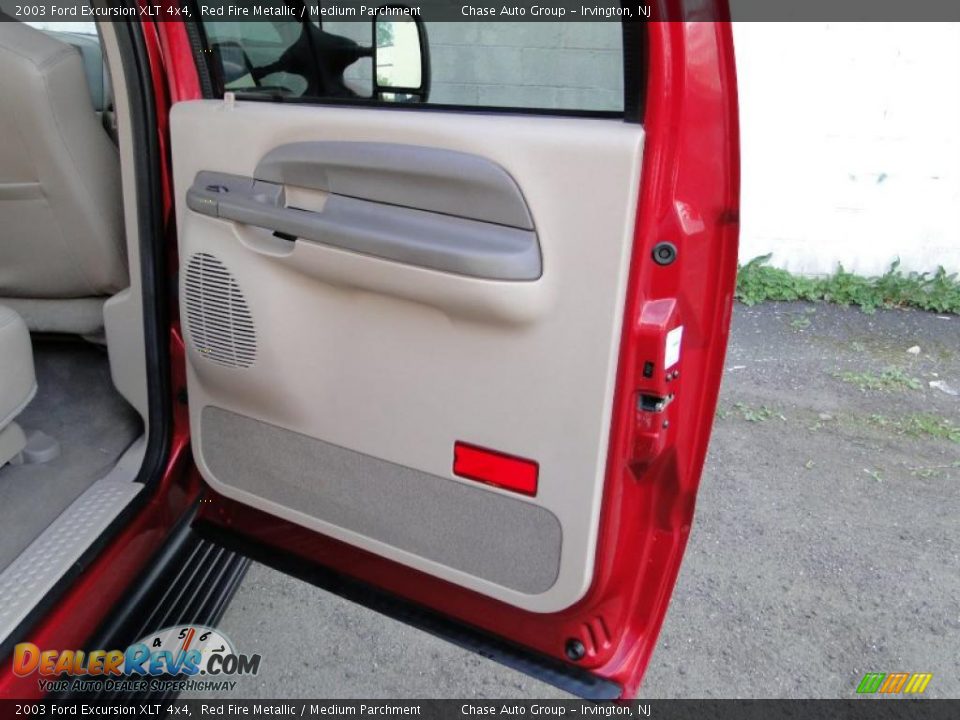 2003 Ford Excursion XLT 4x4 Red Fire Metallic / Medium Parchment Photo #23