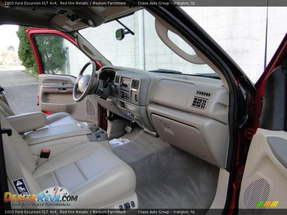 2003 Ford Excursion XLT 4x4 Red Fire Metallic / Medium Parchment Photo #25