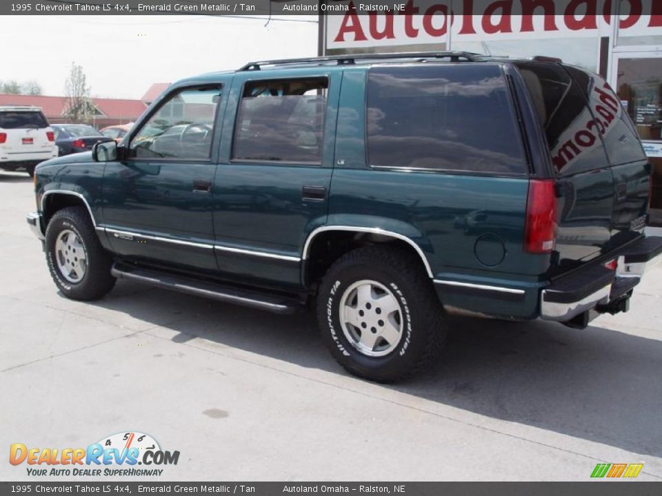 1995 Chevrolet Tahoe LS 4x4 Emerald Green Metallic / Tan Photo #4